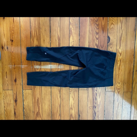 Black lululemon 23” leggings - Picture 2 of 6